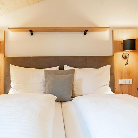 Falken Suites Top 7 Kaprun Bagian luar foto