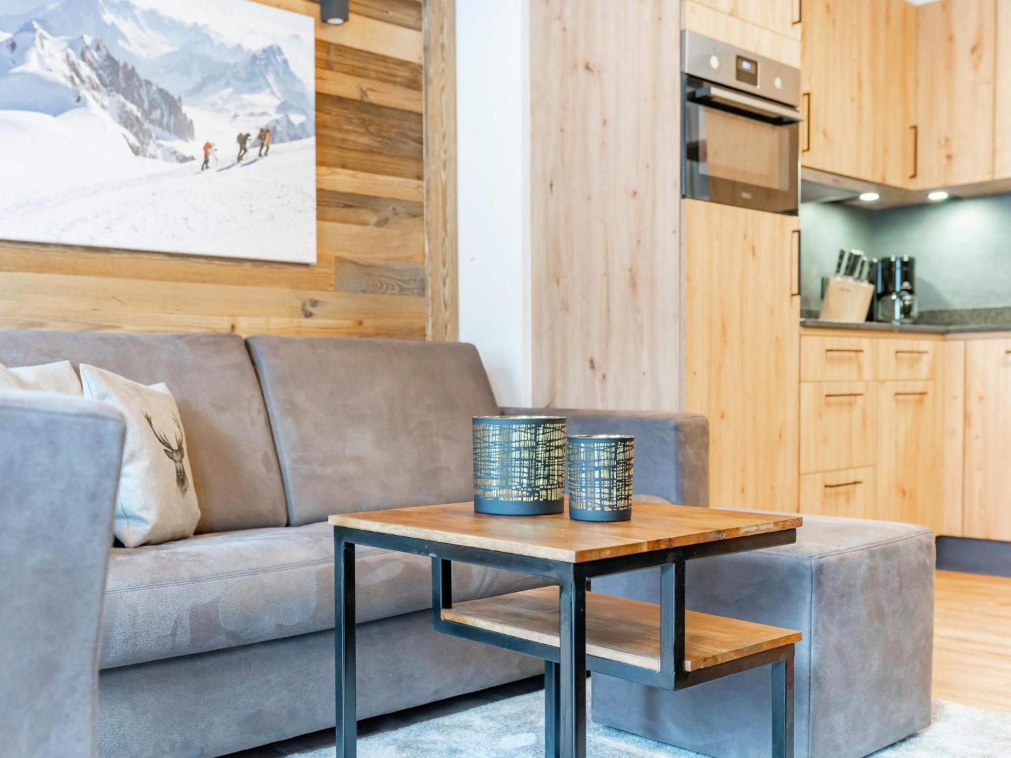 Falken Suites Top 7 Kaprun Bagian luar foto